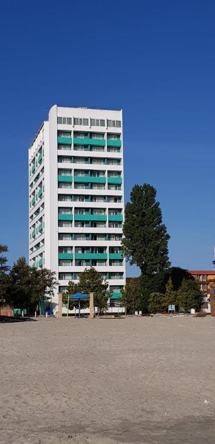 Hotel Riviera Mamaia Exterior photo